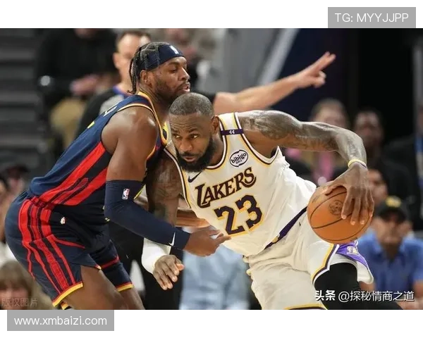 勇士队迎战湖人首战失利 詹姆斯与库里对决引发全场热议 勇士队迎战湖人首战失利 詹姆斯与库里对决引发全场热议