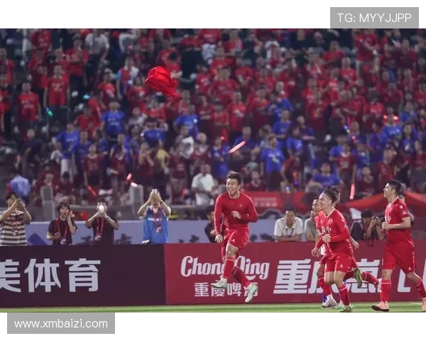 中国足球超级联赛新赛季开幕 多支豪强阵容大幅升级竞争激烈